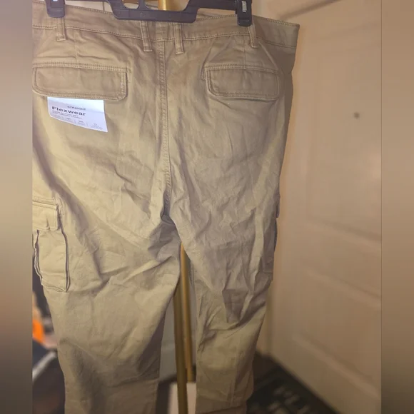2 For $20 Williams Sonoma Utility Khaki Cargo Pants, Flexwear, Gorpcore - Picture 6 of 9